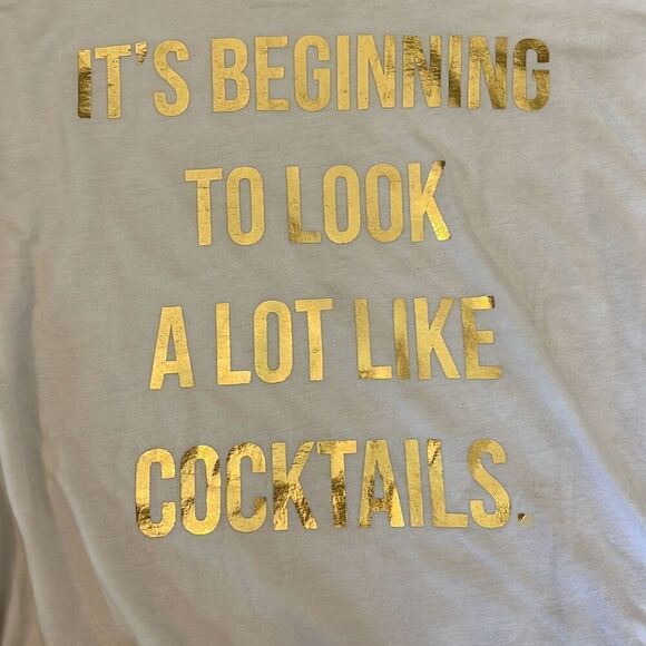 Von Maur Christmas long sleeve t shirt - Picture 6 of 6